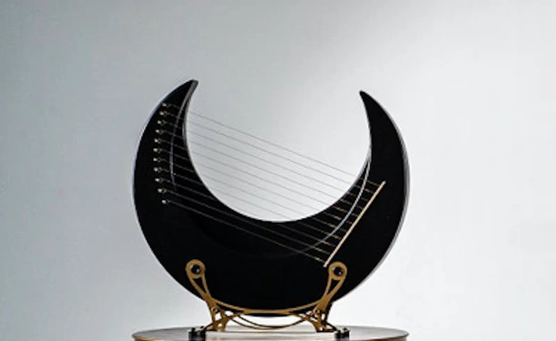 Hluru Moon Lyre Harp Luna Crescent 8/11/15 String Instrument Beginners Gift