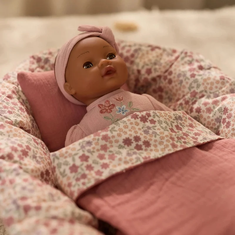 Couffin pour poupée rose – Motif floral