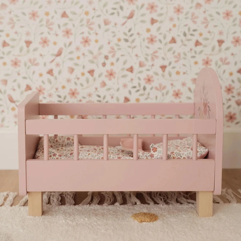 Lit de poupée en bois rose – Essentials
