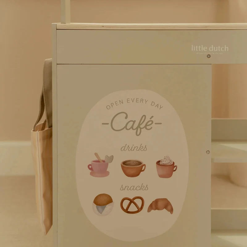Marchande en bois FSC – Étal de marché & café