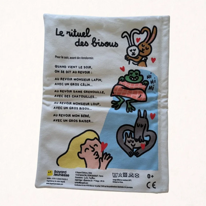 La Gazette des Bébés « Les Bisous » – Livre d’éveil en tissu – Bayard Jeunesse