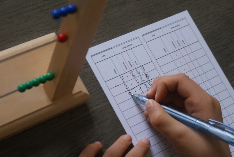 Boulier Montessori