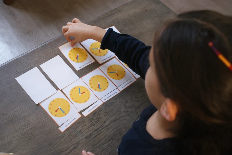 Horloge analogique Montessori