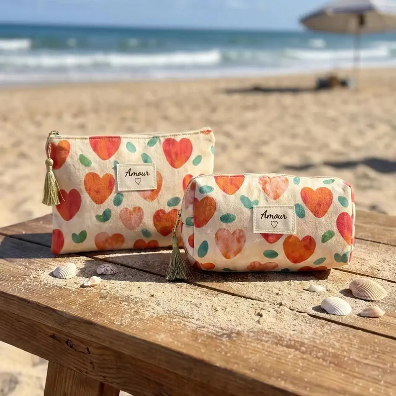 Pochette trousse « Amour » – Cœurs colorés – 16 x 9 x 9 cm