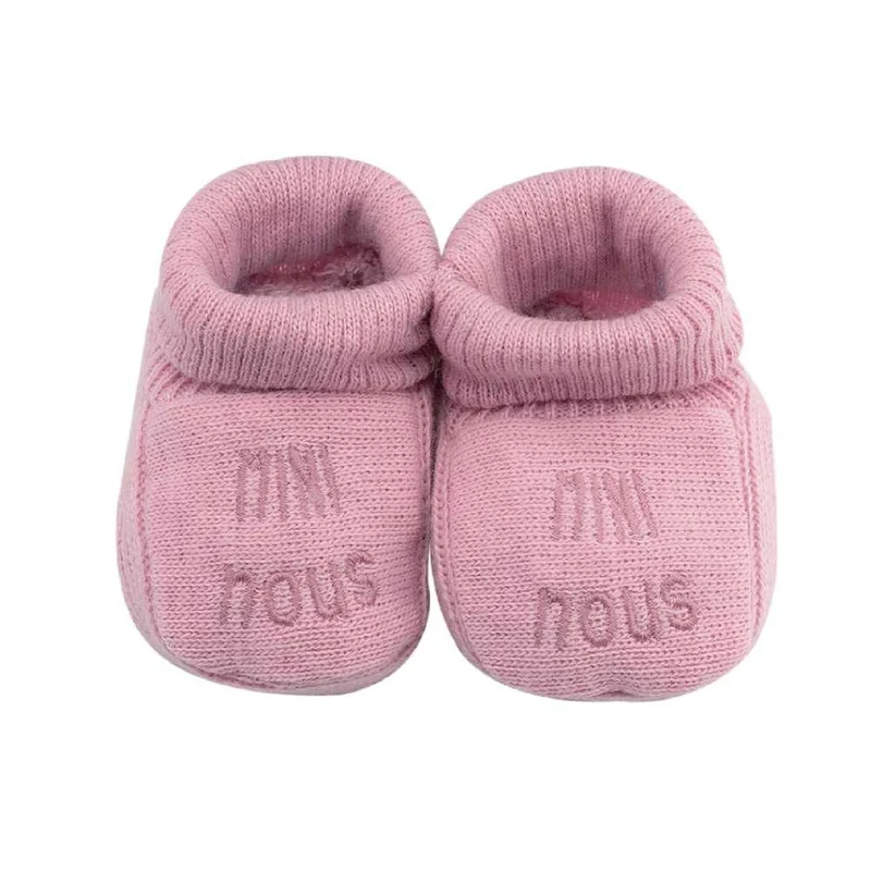 Chaussons naissance Mini Nous rose – douceur et tendresse pour les premiers jours