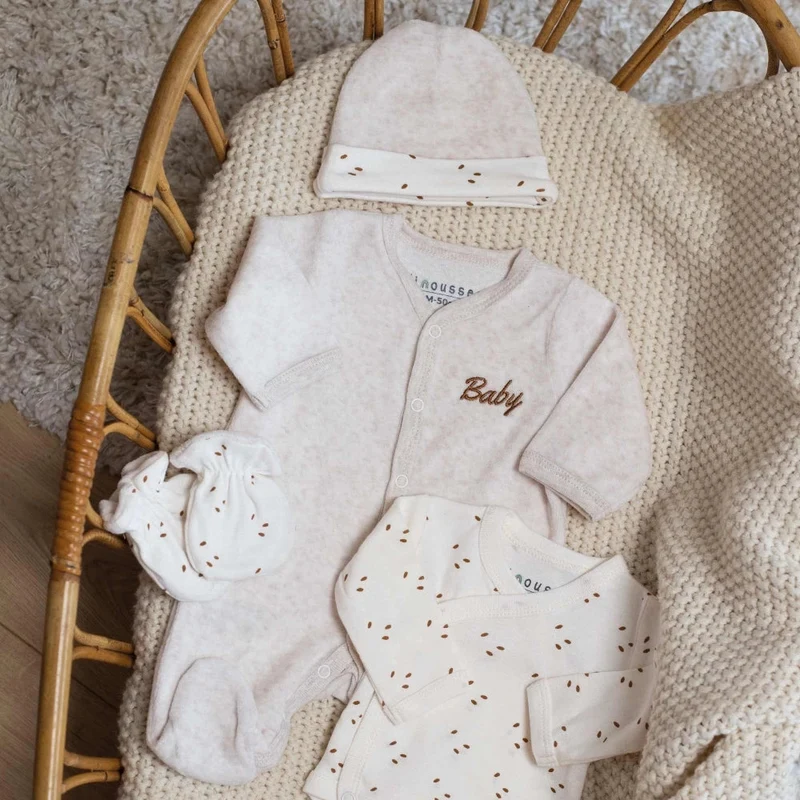 Kit naissance bébé complet – 6 essentiels pour la maternité 1 mois