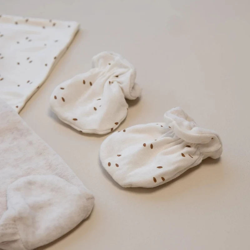 Kit naissance bébé complet – 6 essentiels pour la maternité 1 mois