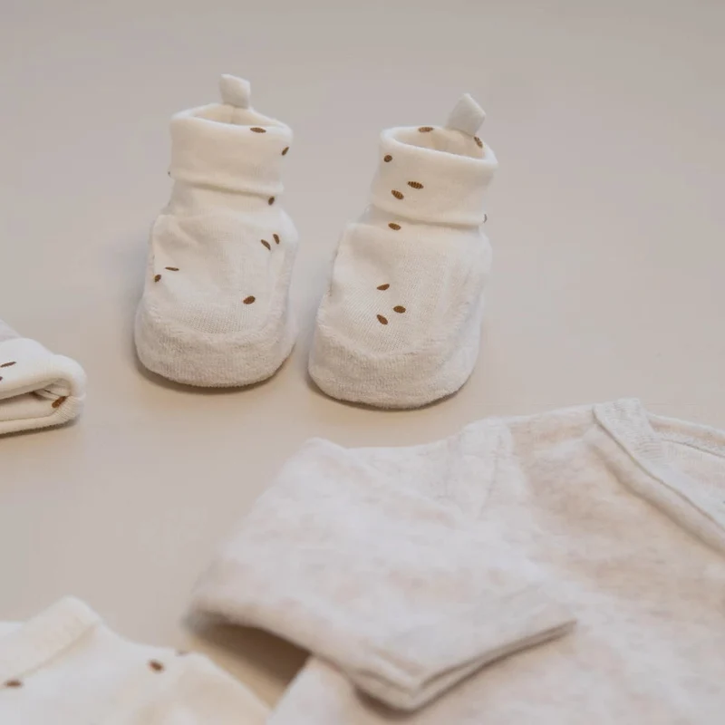 Kit naissance bébé complet – 6 essentiels pour la maternité 1 mois