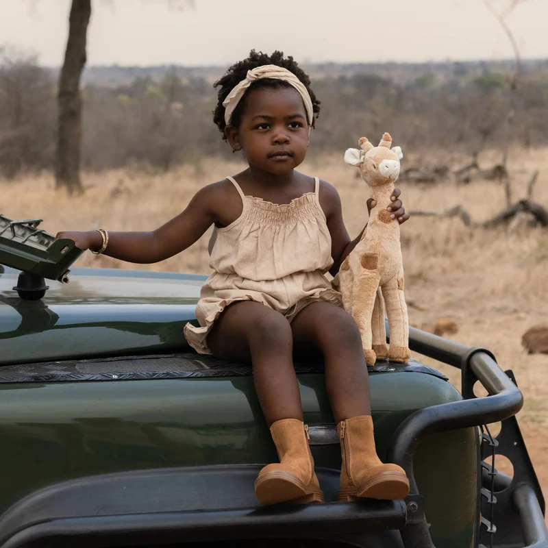 Peluche girafe Safari Friends – compagnon doux pour bébé
