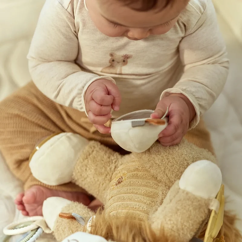 Peluche d’activités lion Safari Friends – jouet sensoriel bébé