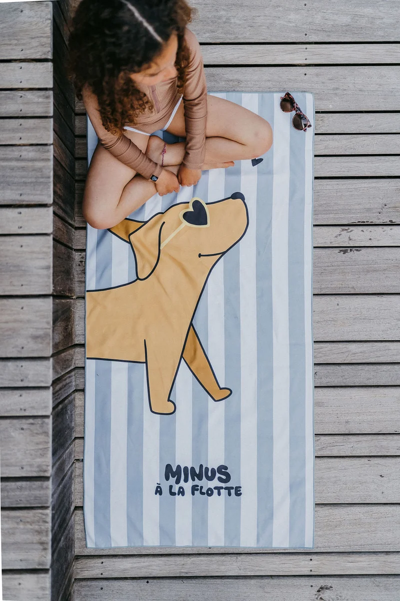 Serviette microfibre enfant Chien – serviette plage fun et légère