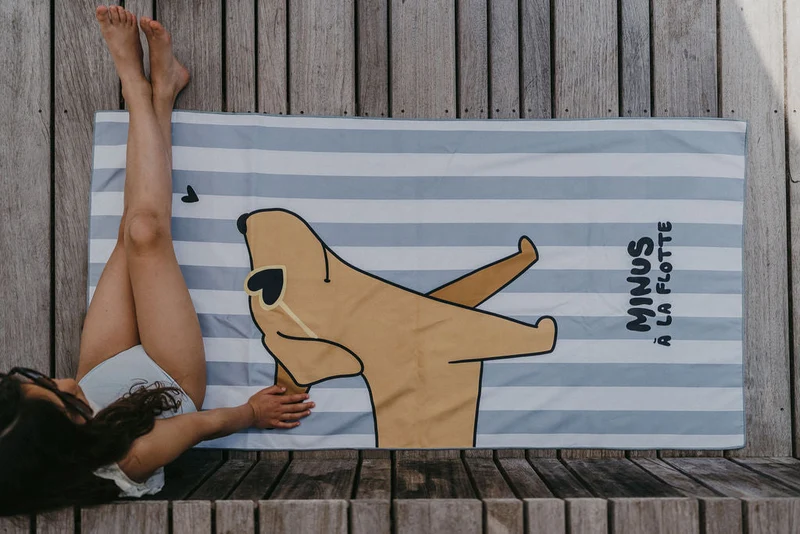 Serviette microfibre enfant Chien – serviette plage fun et légère