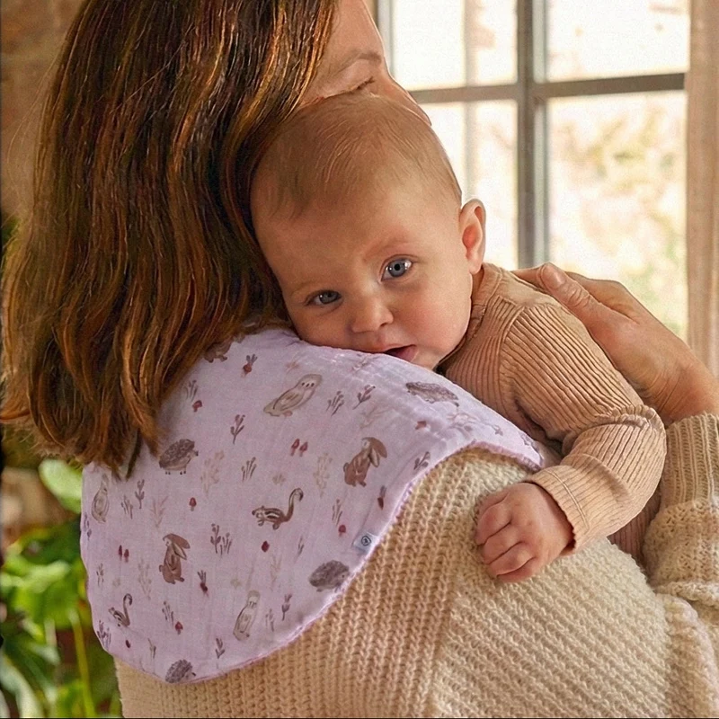 Bavoir 2 en 1 bi-matière poncho / épaule – Clairière mocha