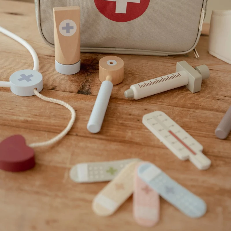 Mallette de docteur en bois