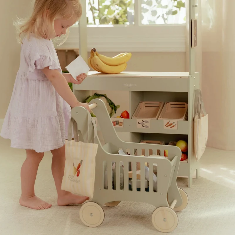 Chariot de courses en bois