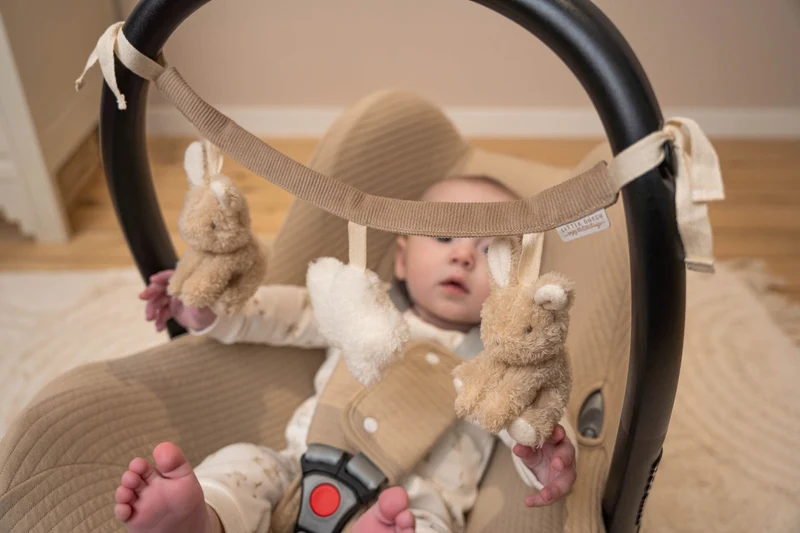 Chaîne d'activités pour poussette Baby Bunny