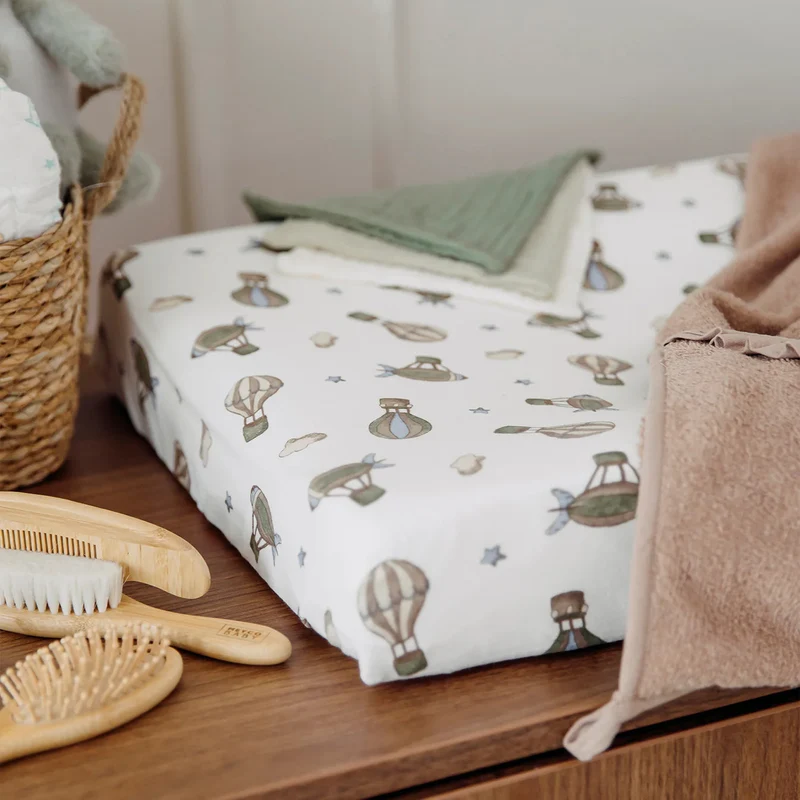 Housse matelas à langer bébé coton 50x70 montgolfière