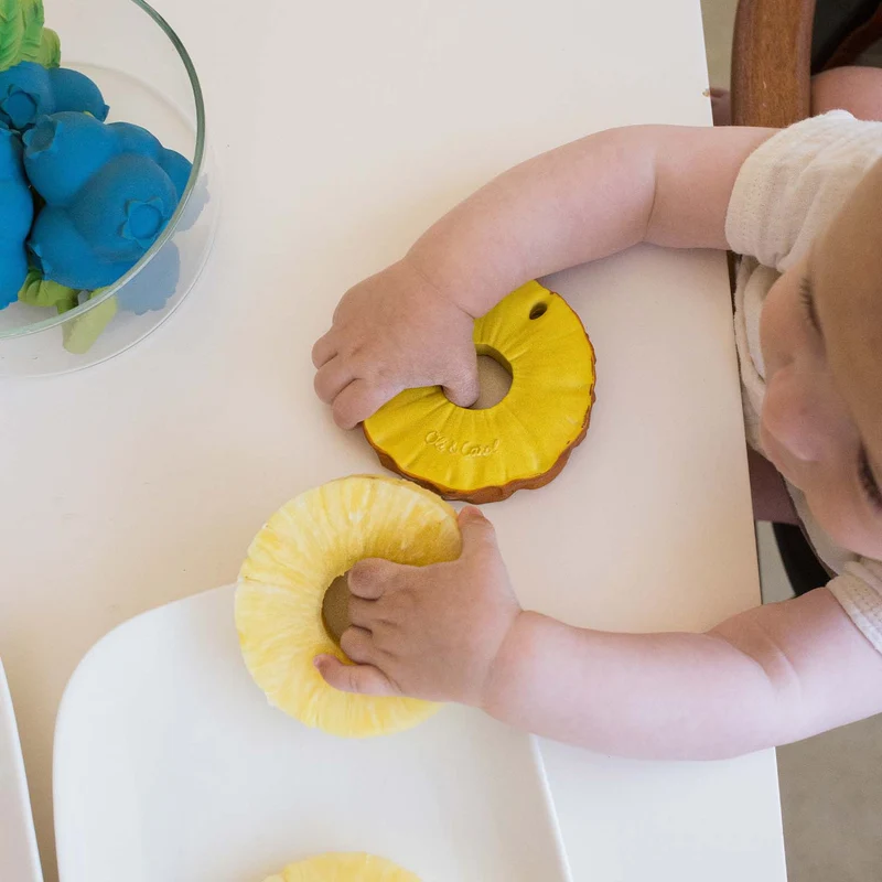 Anneau de dentition ananas
