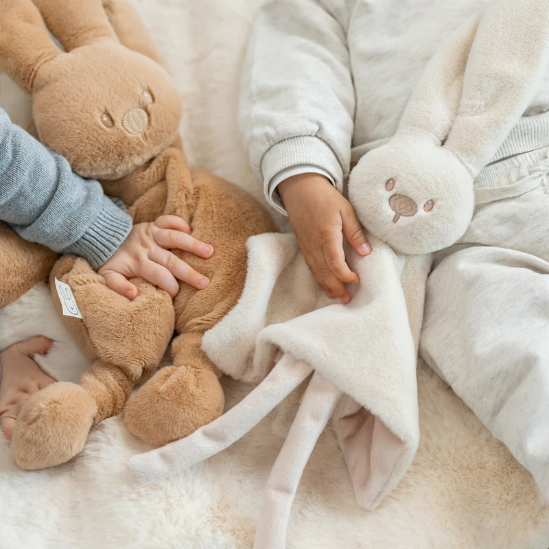 Doudou lapin bébé 27x27 cm – Doudou sable dès la naissance