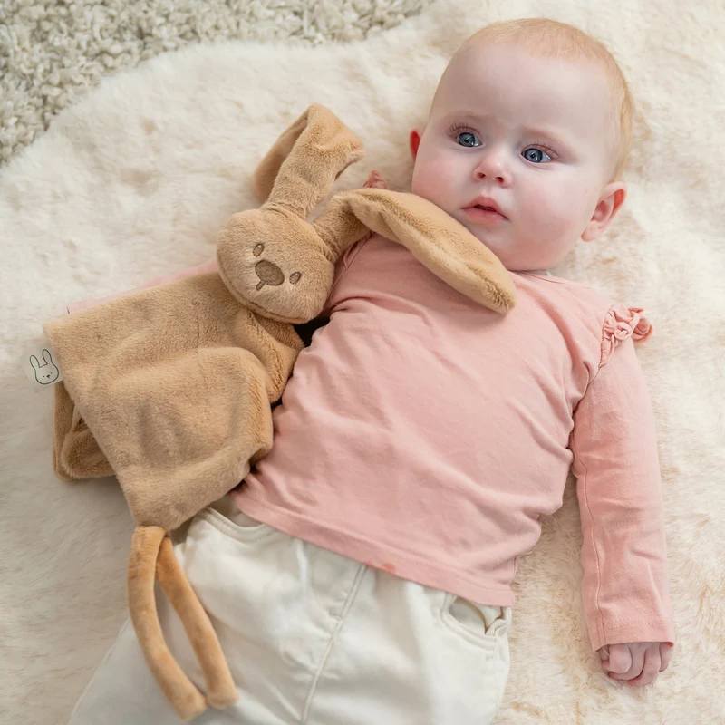 Doudou lapin bébé 27x27 cm – Doudou beige chaud dès la naissance