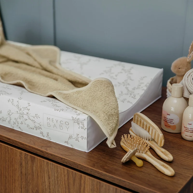 Matelas à langer bébé 50x70 cm imperméable branches