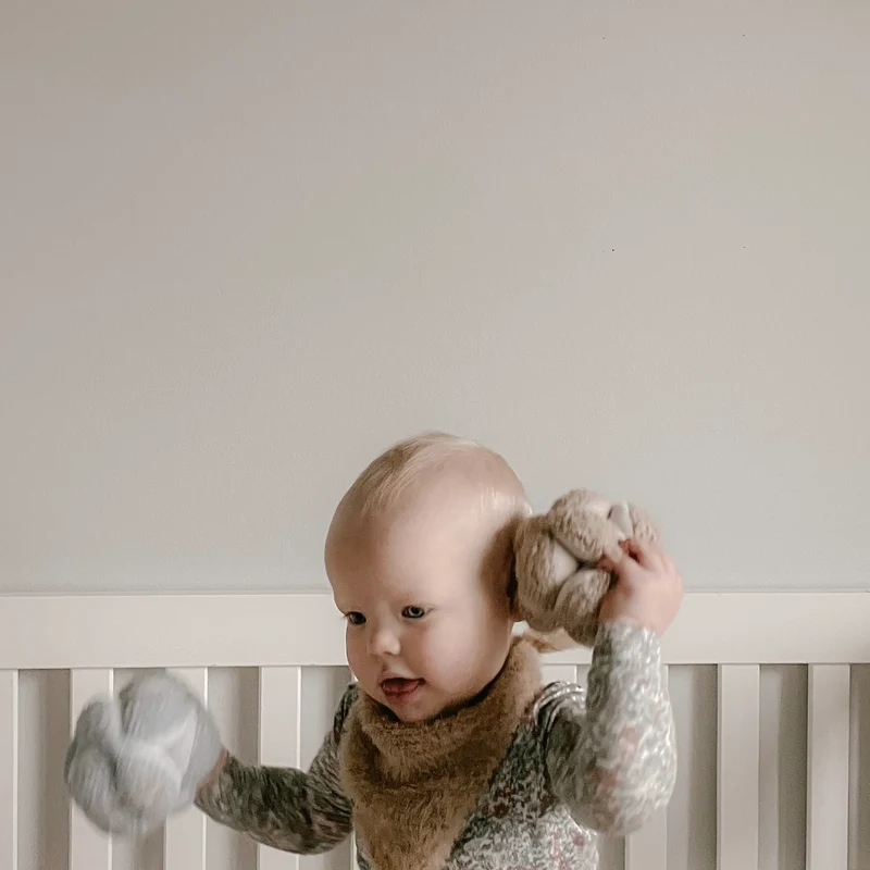 Balle sensorielle beige MONTI