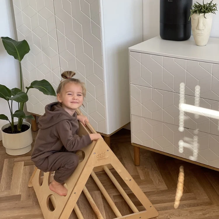 Triangle d'escalade Montessori 🇪🇺