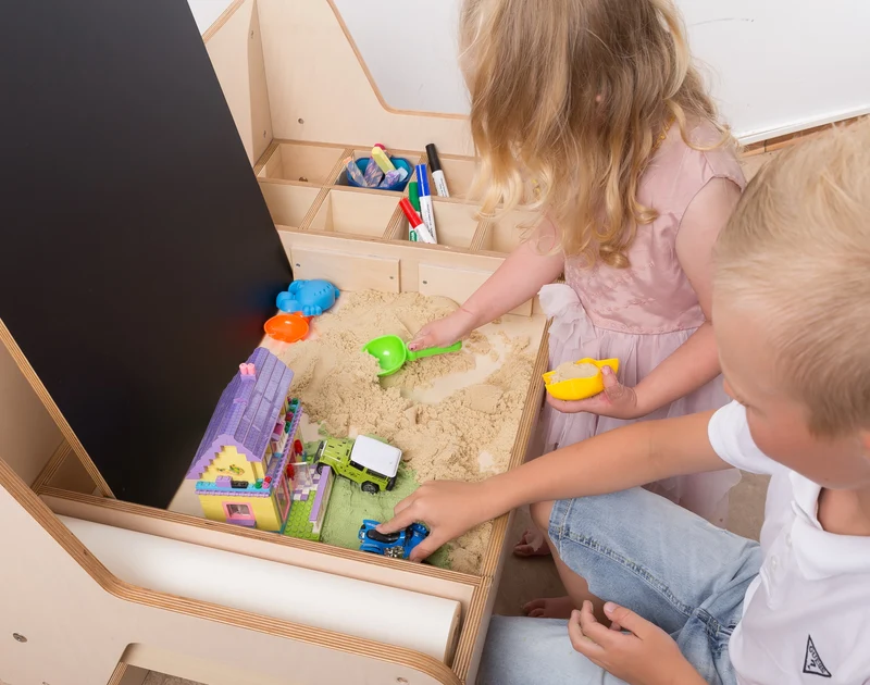 Bureau évolutif et chaise Montessori