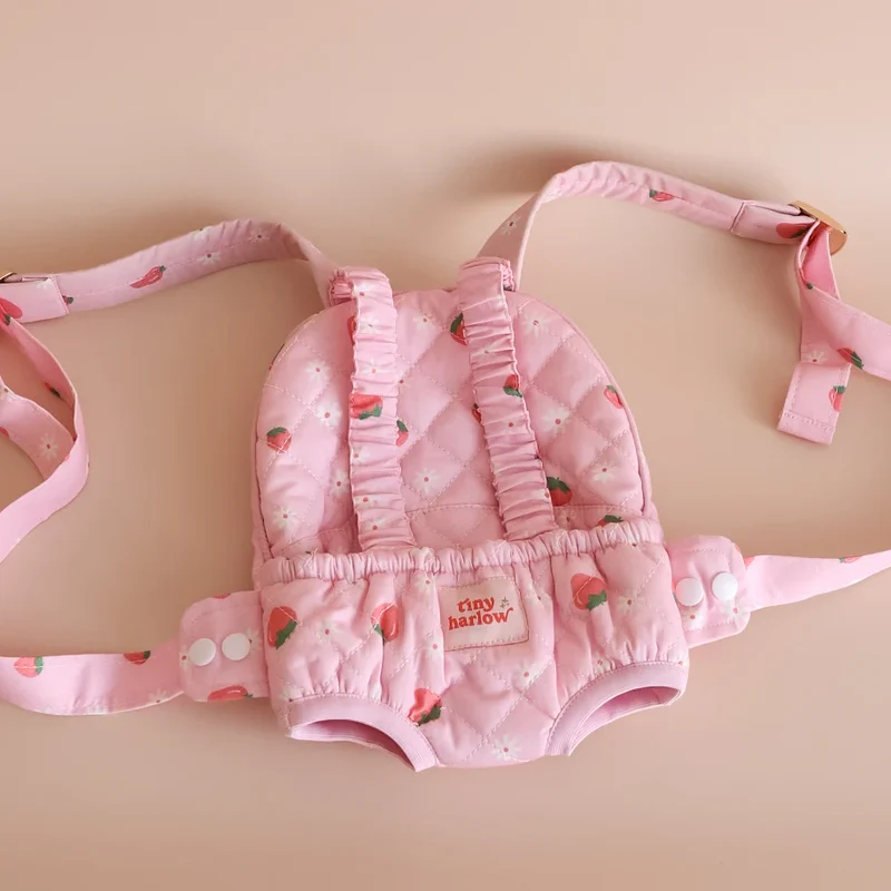 Porte-poupon Tiny Harlow – Strawberry Picnic