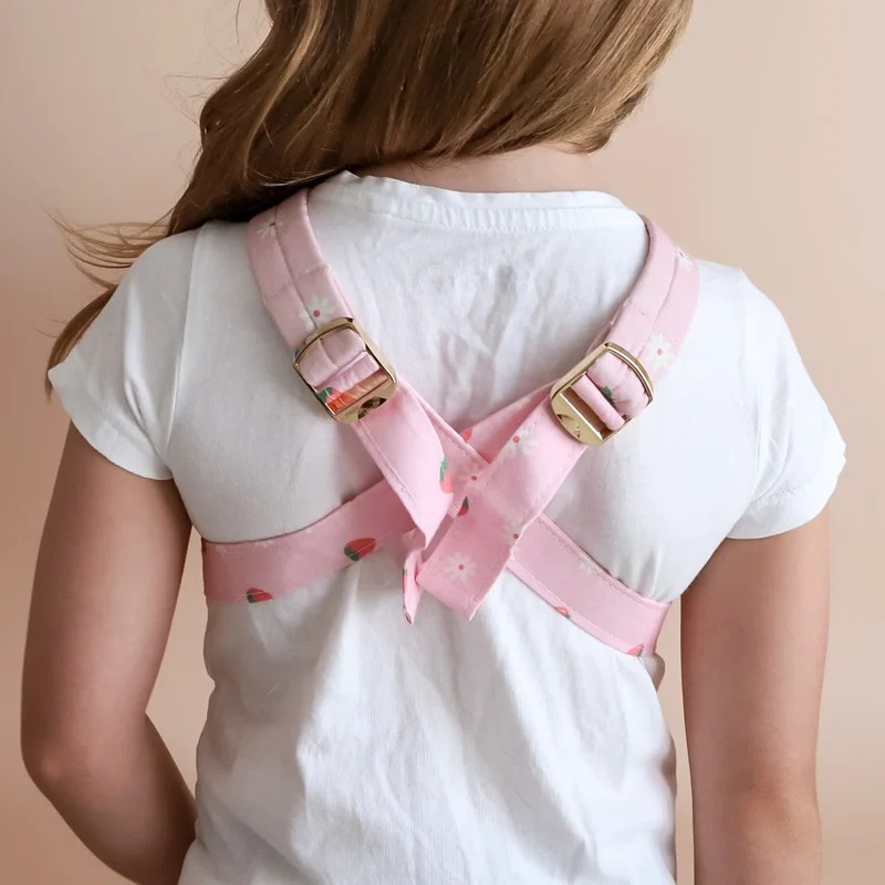 Porte-poupon Tiny Harlow – Strawberry Picnic