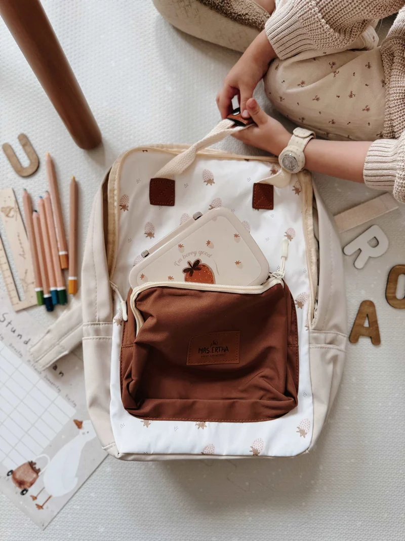 Lunch Box – Boîte Repas en Plastique Recyclé 🌿- Fraise