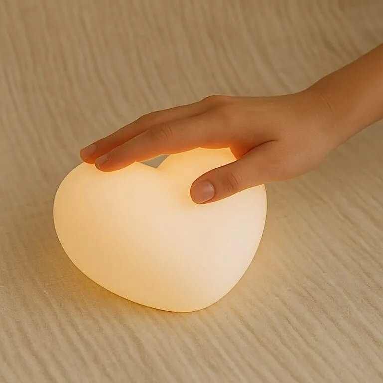 Veilleuse d’Allaitement en Silicone – Ruby Grise