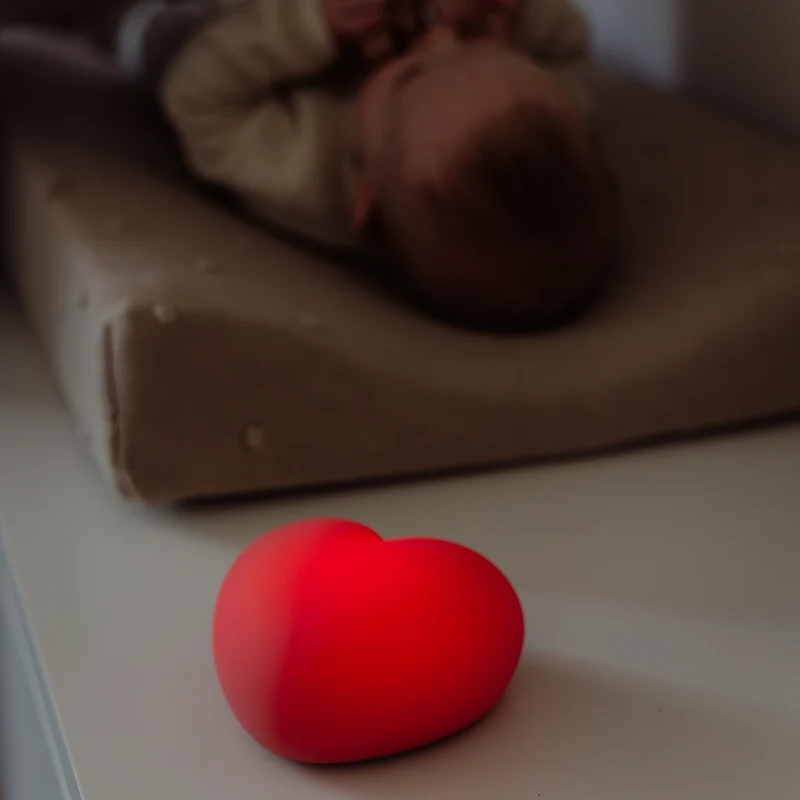 Veilleuse d’Allaitement en Silicone – Ruby Grise