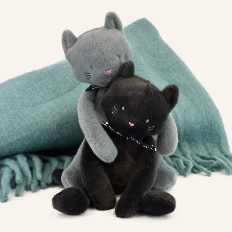 Peluche Chat Noir anthracite Méloé 37 ou 56 cm – Peluche artisanale made in France Maïlou