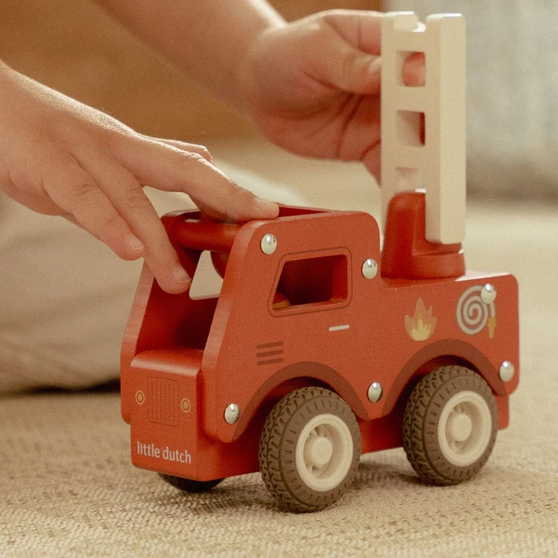Camion de pompiers en bois FSC – Jouet d’éveil et jeu de rôle