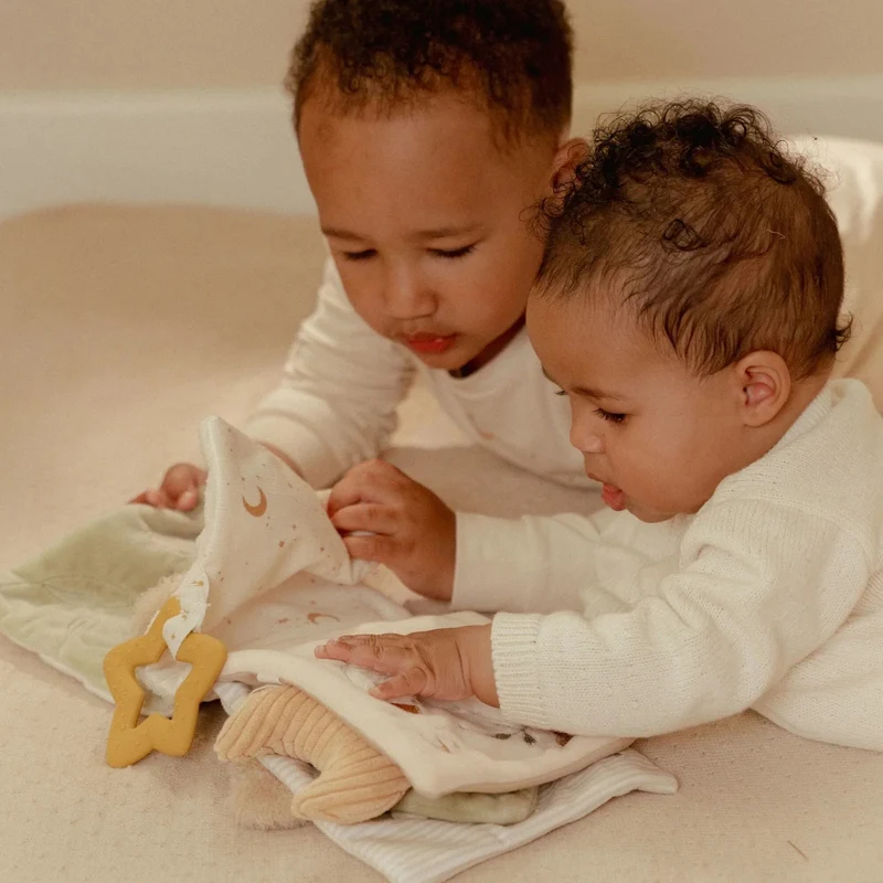 Livre d'activités tissu - Newborn