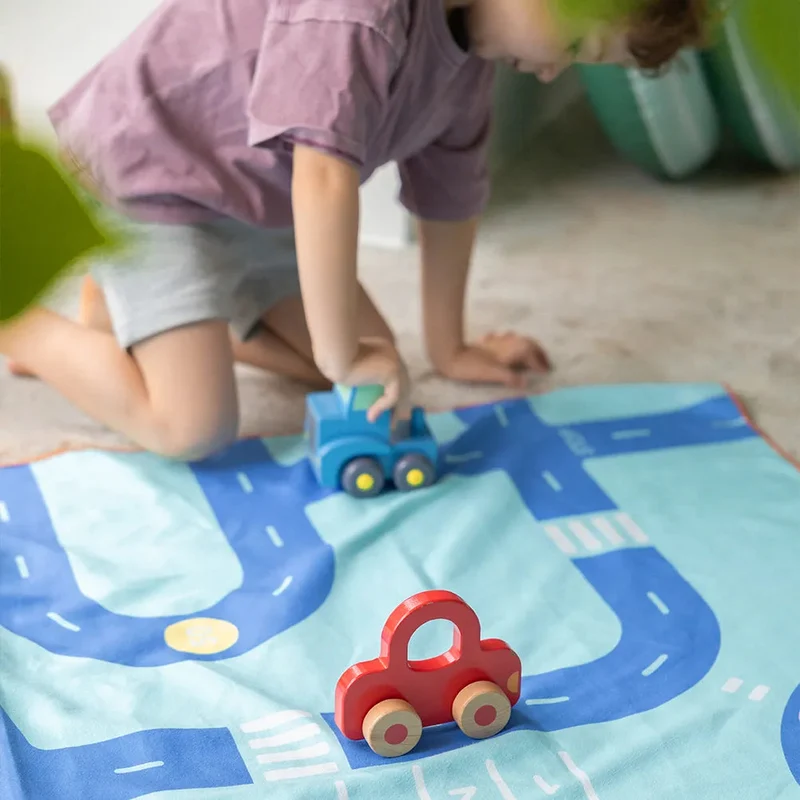 Serviette de jeu sur la route