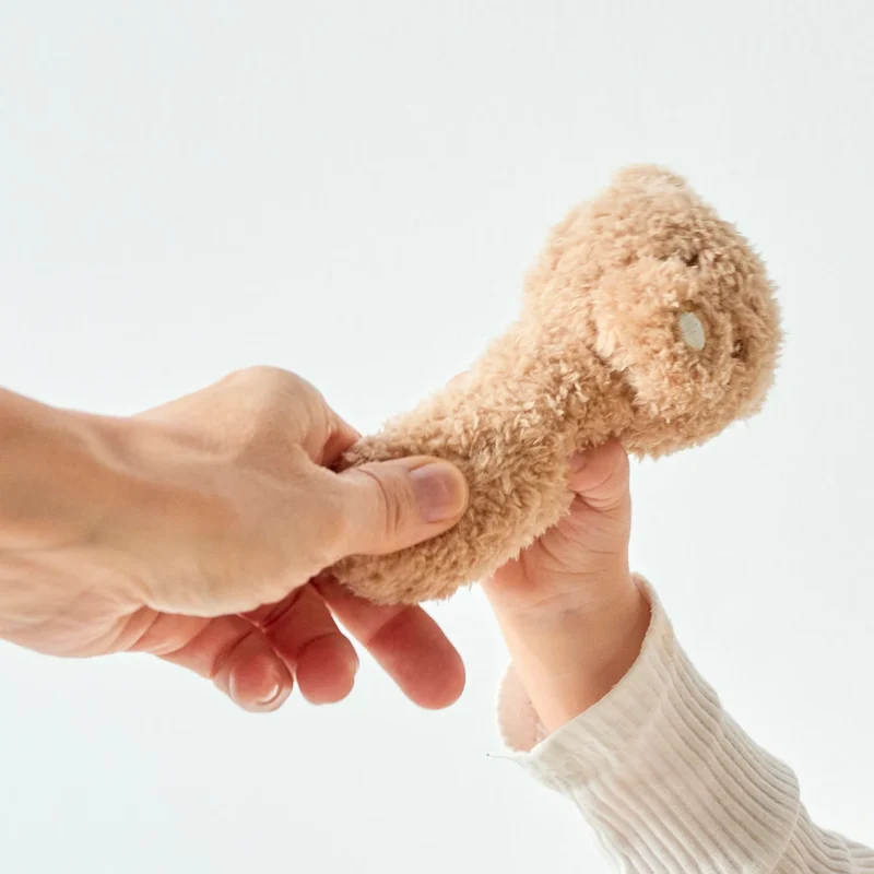 Hochet ours caramel TEDDY - 14 cm
