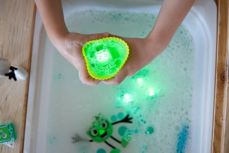 PIPPA CUBES LUMINEUX VERT