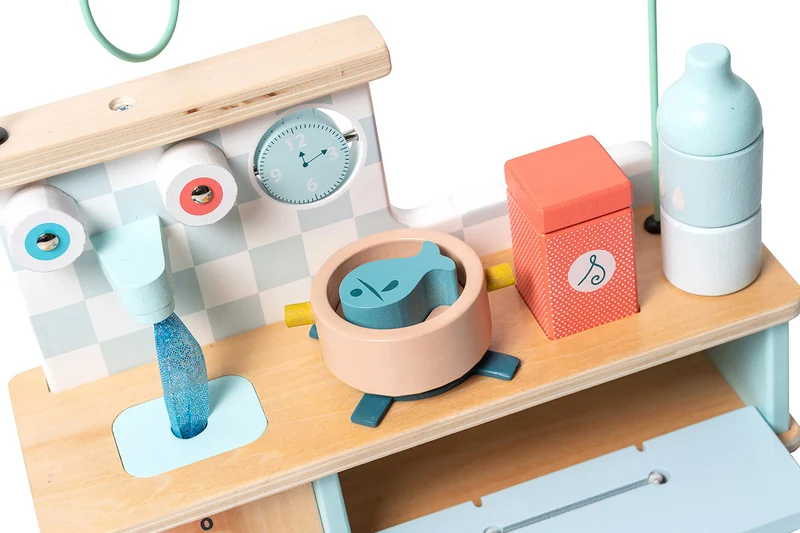 Jeu d’éveil en bois, Cuisine multi-activités