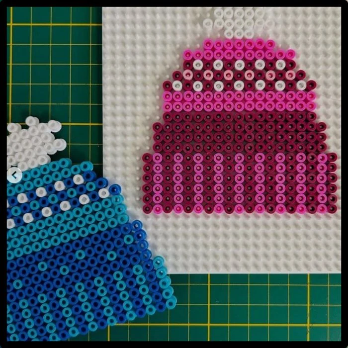Atelier créatif - Mes créas pixel art en perles à repasser - Activité enfant Paris 9 - Spécial jour de grève