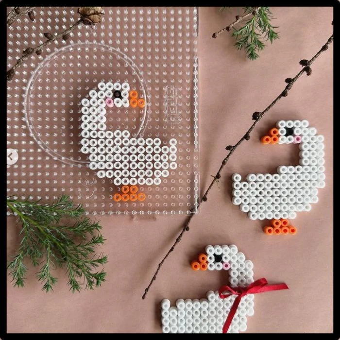 Atelier créatif - Mes créas pixel art en perles à repasser - Activité enfant Paris 9 - Spécial jour de grève