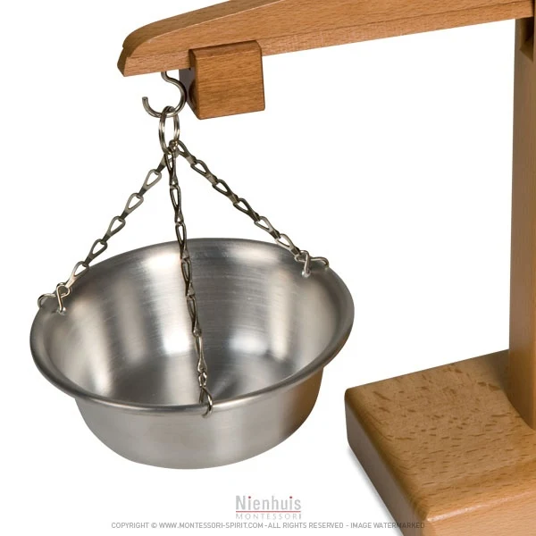 Balance en bois