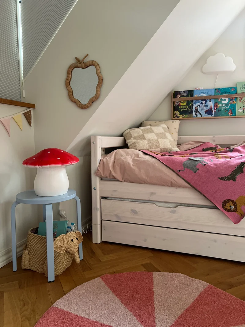 Egmont Toys - lampe champignon moyen rouge - 👶Naissance+