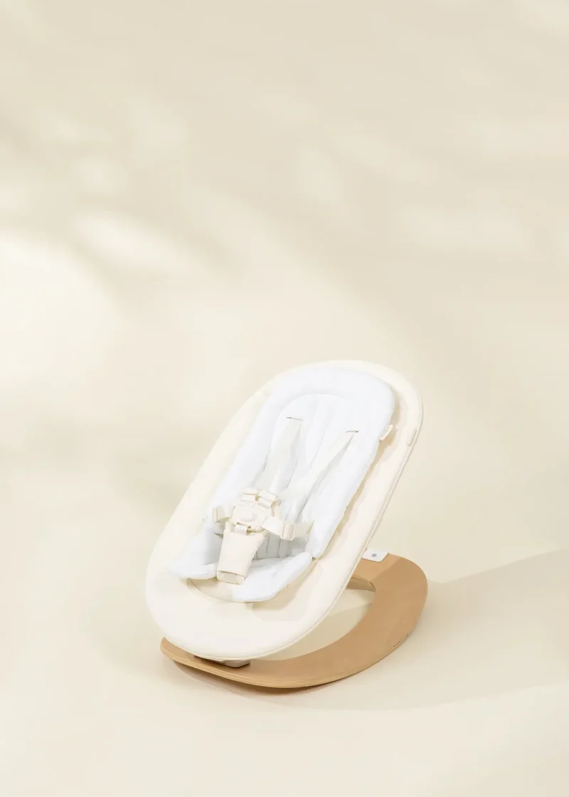 Convertible Newborn Bouncer Seat for Coco Chair – Foam & White Oak