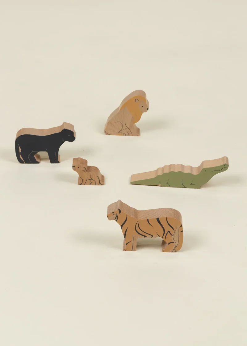 Set of 5 Savannah Predators on Wooden Plate