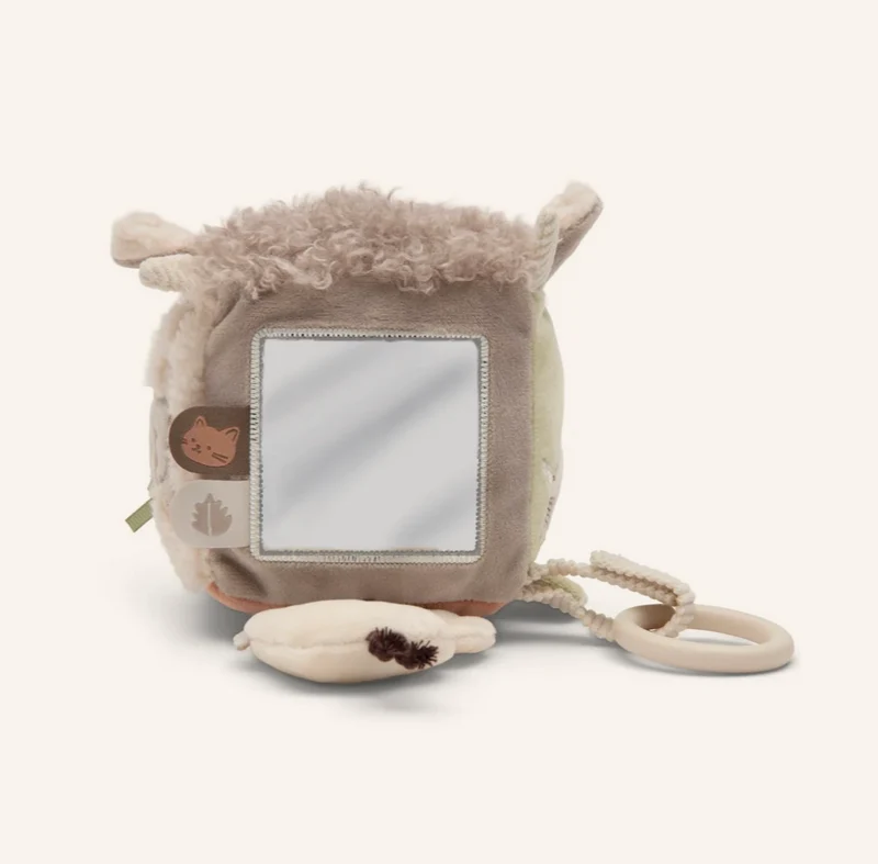 Cube d'éveil | Barn Buddies