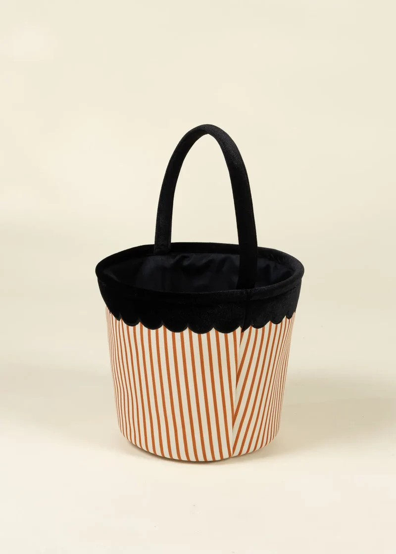 Pumpkin Stripe Scalloped Fabric Treat Basket – M