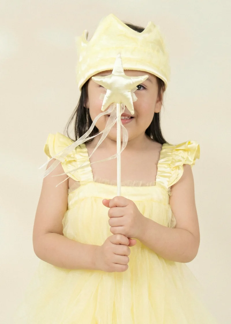 Role Play Dress-Up Gelato Star Wand with Ribbon
