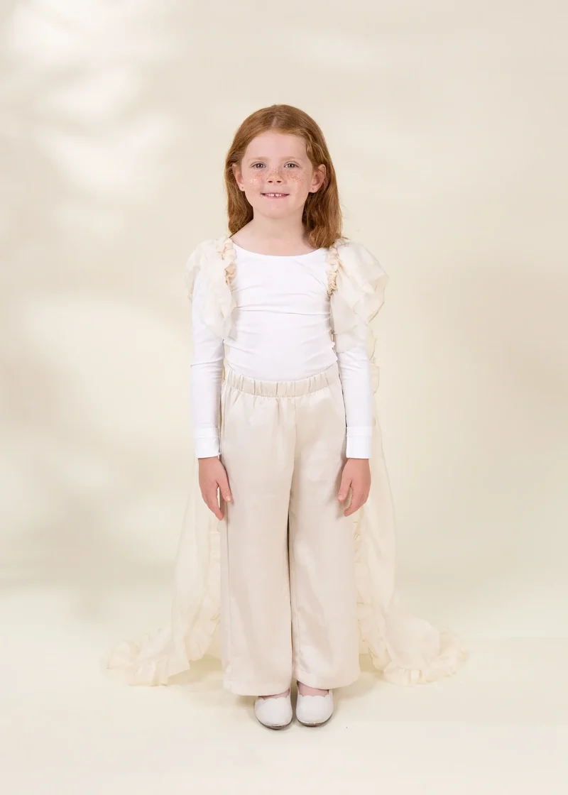Role Play Dress-Up Cream Long Sheer Cape